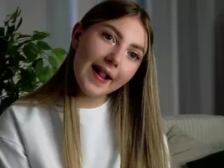 MariamGoulder's Live Sex Cam Show