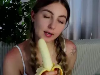 MariamGoulder's Live Sex Cam Show