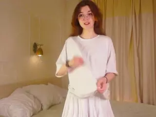 MerylBardy's Live Sex Cam Show