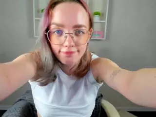 Rocket-bunnyy's Live Sex Cam Show