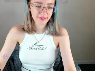 Rocket-bunnyy's Live Sex Cam Show