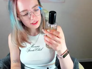 Rocket-bunnyy's Live Sex Cam Show