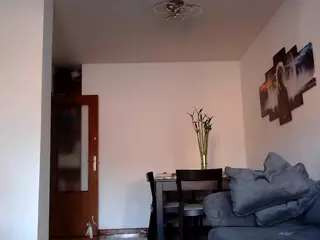 SyliaRenoix's Live Sex Cam Show