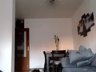 SyliaRenoix's Live Sex Cam Show