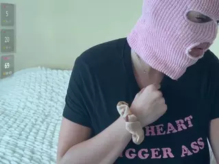 thepinkmaskbabe's Live Sex Cam Show