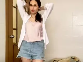 Julia's Live Sex Cam Show