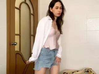 Julia's Live Sex Cam Show