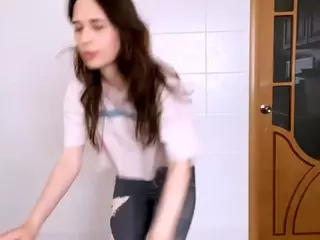 Julia's Live Sex Cam Show