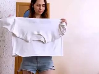 Julia's Live Sex Cam Show