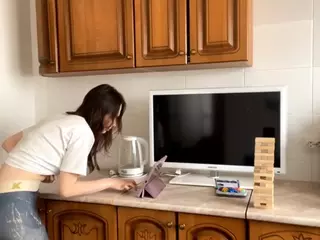 Julia's Live Sex Cam Show