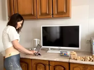 Julia's Live Sex Cam Show