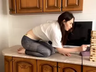 Julia's Live Sex Cam Show