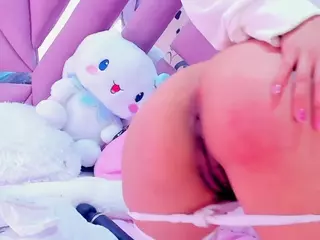 Akane-Hikari's Live Sex Cam Show