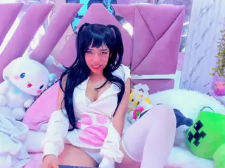 Akane-Hikari's Live Sex Cam Show