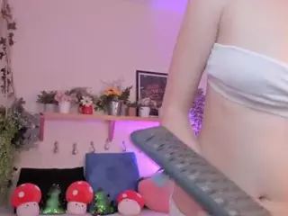 Anyeliic's Live Sex Cam Show