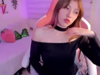 Anyeliic's Live Sex Cam Show