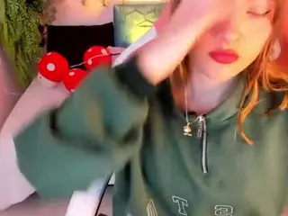 Anyeliic's Live Sex Cam Show