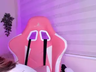 Anyeliic's Live Sex Cam Show