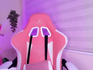 Anyeliic's Live Sex Cam Show