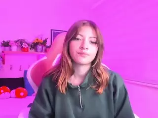 Anyeliic's Live Sex Cam Show