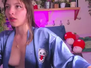 Anyeliic's Live Sex Cam Show