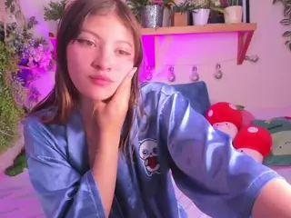 Anyeliic's Live Sex Cam Show