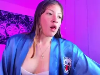 Anyeliic's Live Sex Cam Show