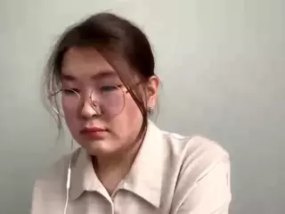 Ella's Live Sex Cam Show