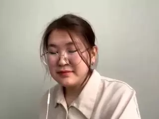 Ella's Live Sex Cam Show