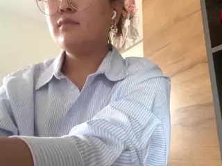 Ella's Live Sex Cam Show