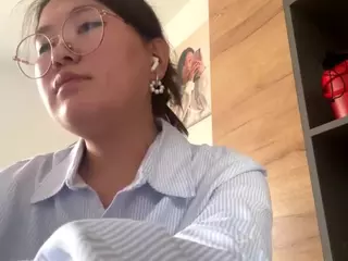 Ella's Live Sex Cam Show
