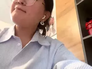 Ella's Live Sex Cam Show