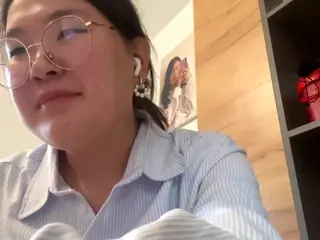 Ella's Live Sex Cam Show
