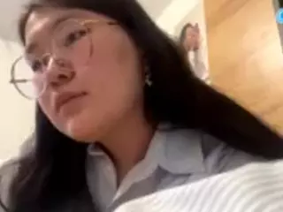 Ella's Live Sex Cam Show