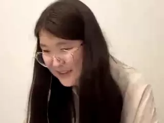 Ella's Live Sex Cam Show
