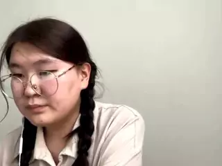 Ella's Live Sex Cam Show