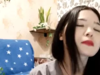 EdithaBenskin's Live Sex Cam Show