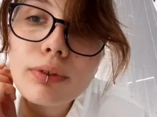 FannyApplebee's Live Sex Cam Show