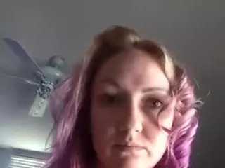 guitarchikk's Live Sex Cam Show