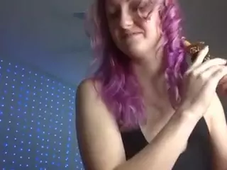 guitarchikk's Live Sex Cam Show