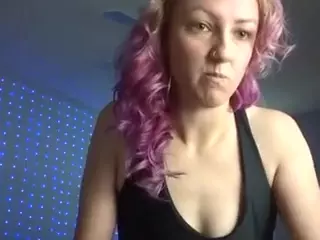 guitarchikk's Live Sex Cam Show