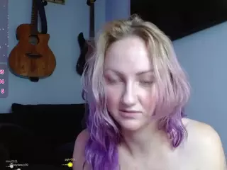 guitarchikk's Live Sex Cam Show