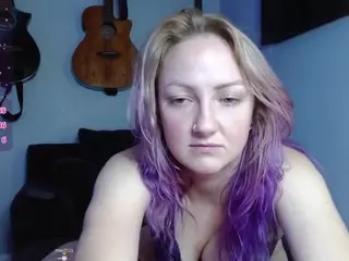 guitarchikk's Live Sex Cam Show