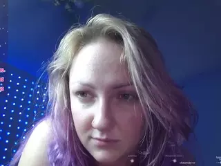 guitarchikk's Live Sex Cam Show