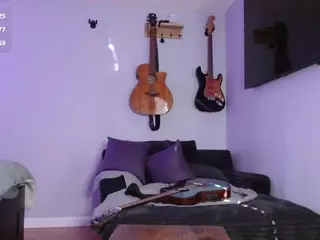 guitarchikk's Live Sex Cam Show