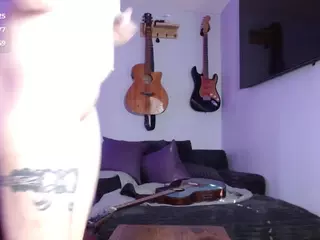 guitarchikk's Live Sex Cam Show