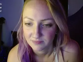 guitarchikk's Live Sex Cam Show