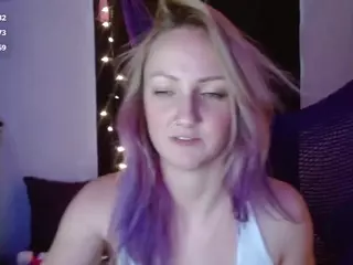 guitarchikk's Live Sex Cam Show