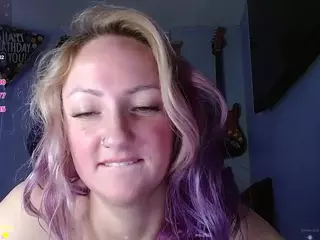guitarchikk's Live Sex Cam Show