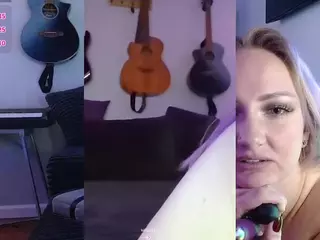 guitarchikk's Live Sex Cam Show